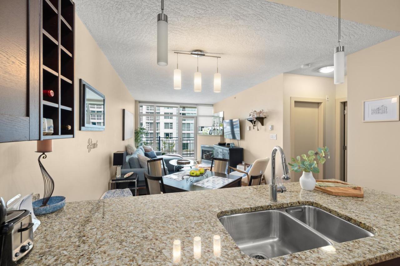 Aria Escape By Iris Properties! Victoria Exterior photo