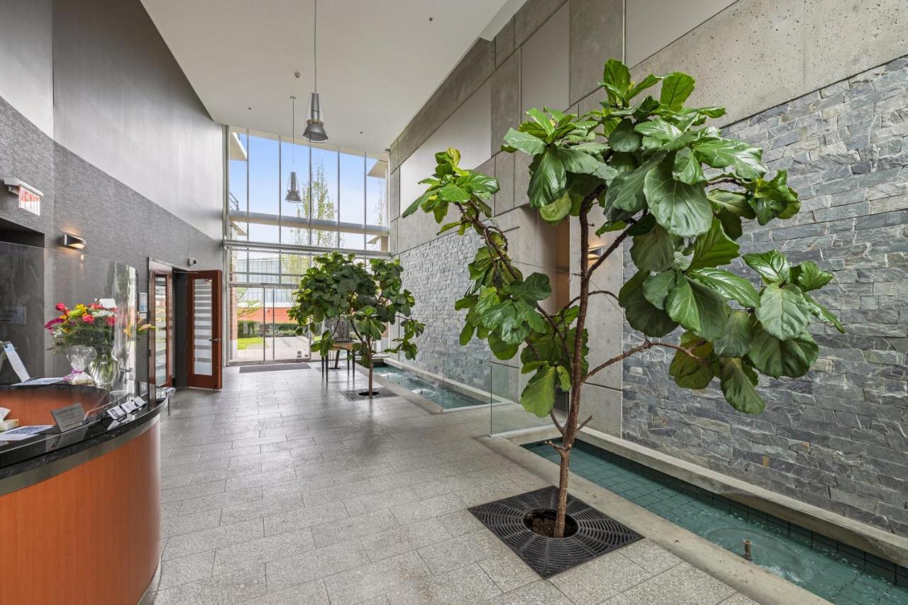Aria Escape By Iris Properties! Victoria Exterior photo