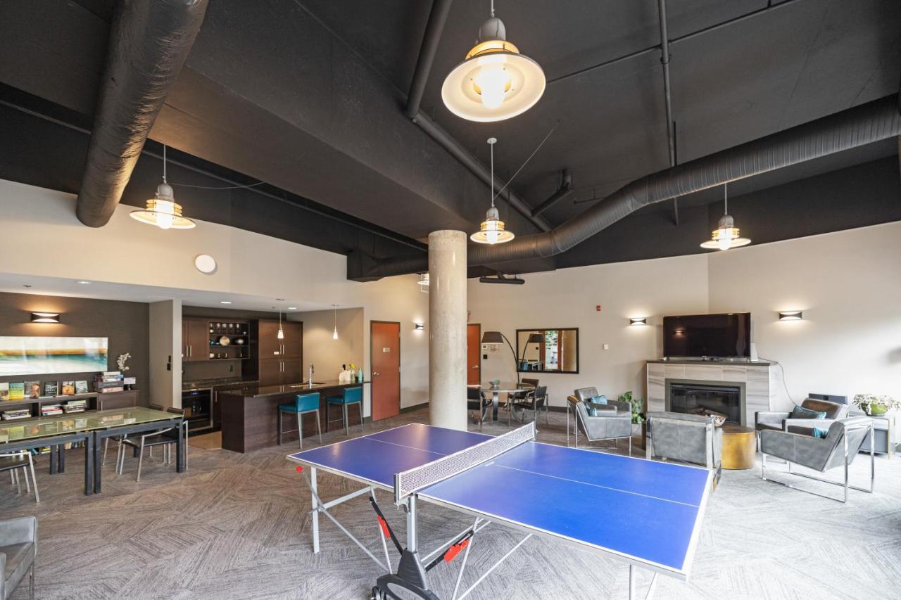 Aria Escape By Iris Properties! Victoria Exterior photo